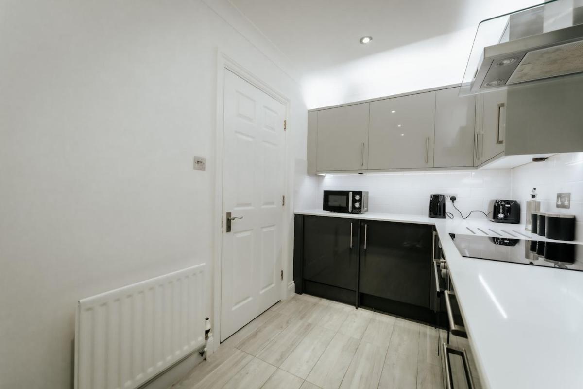 Fantastic 2bdr Free Car Parking * Londra