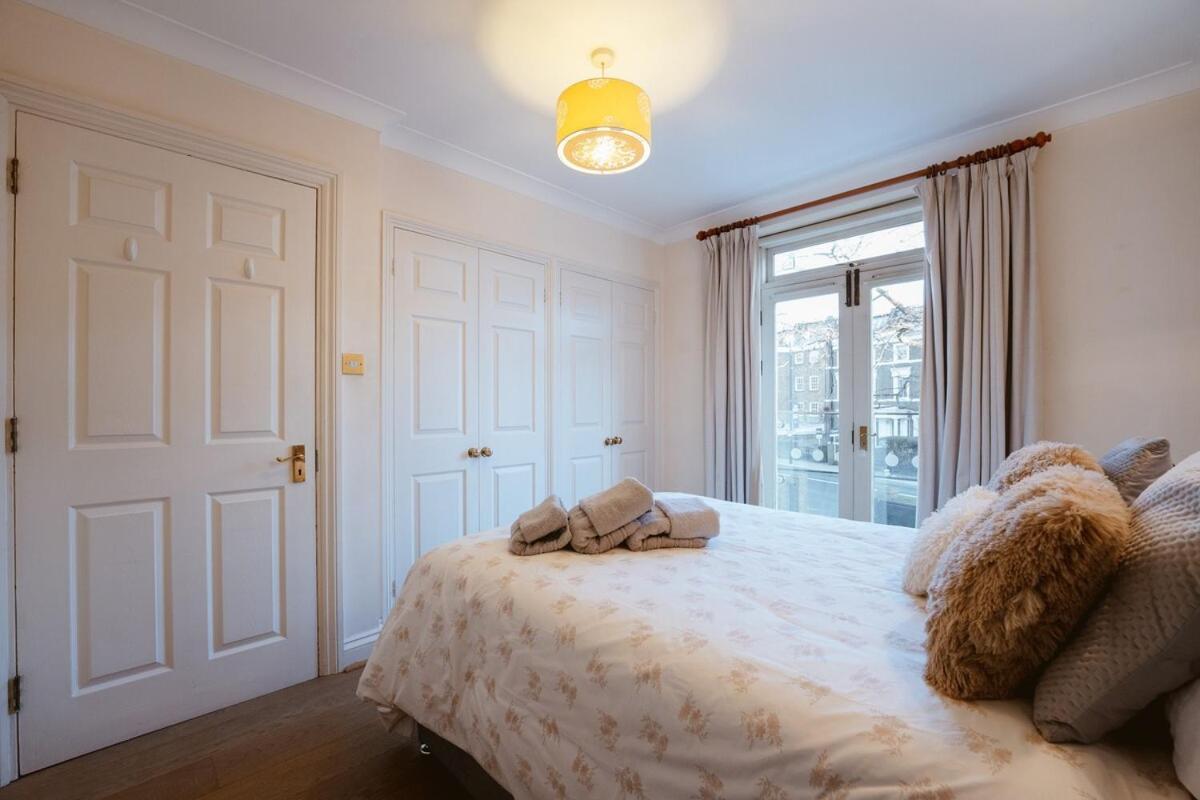 Fantastic 2bdr Free Car Parking * Londra